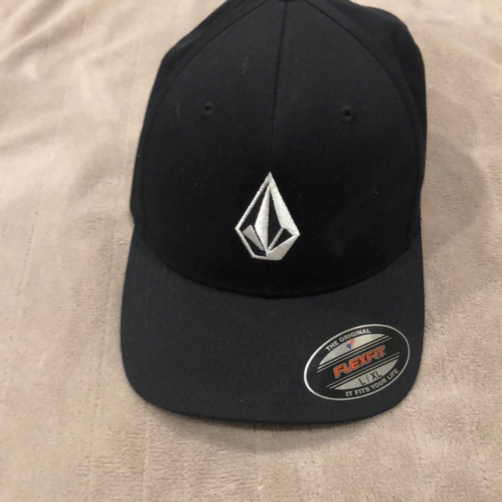 Volcom hat